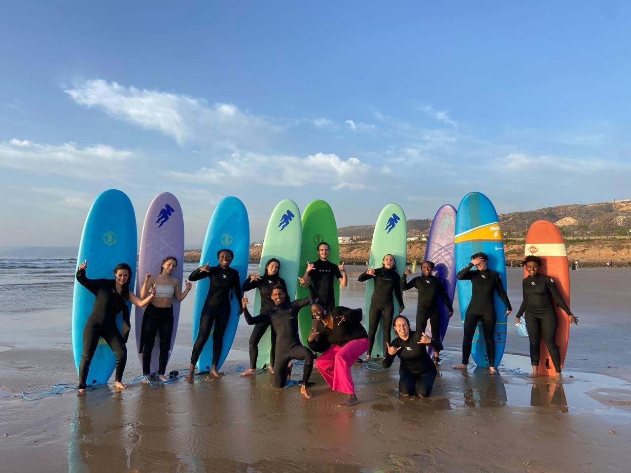 Tayyurt Surf Camp Tamraght Aourir Hostel Imi Mikki Buitenkant foto