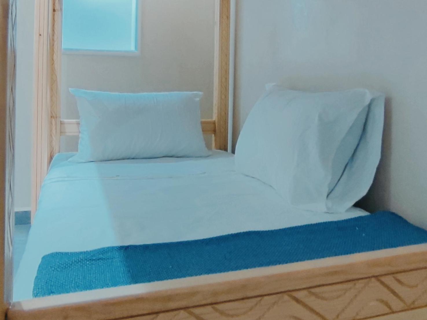 Tayyurt Surf Camp Tamraght Aourir Hostel Imi Mikki Kamer foto